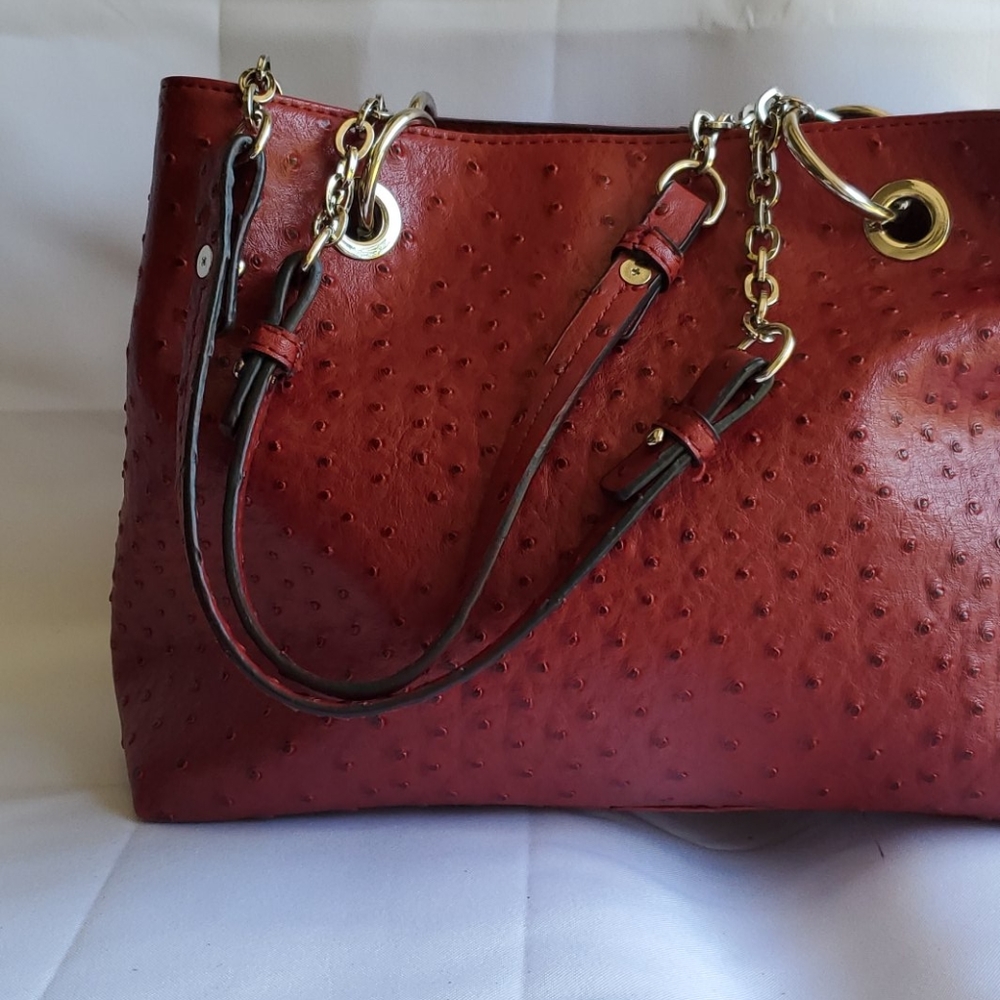 Purse - Picture 2 of 3